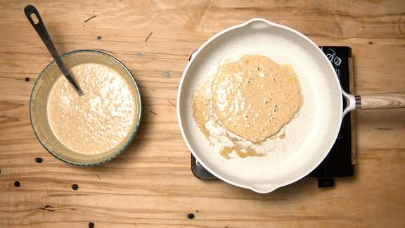 Four Grain Pancakes Equipment 00 03 40 04 Still032