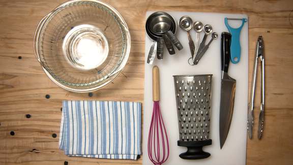 Kale salad equipment