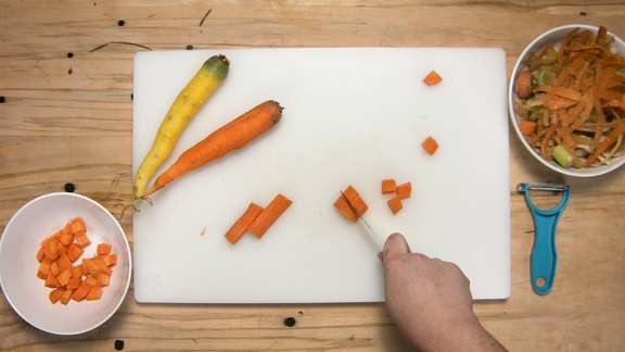 Stone soup 1 00 00 17 22 Still004