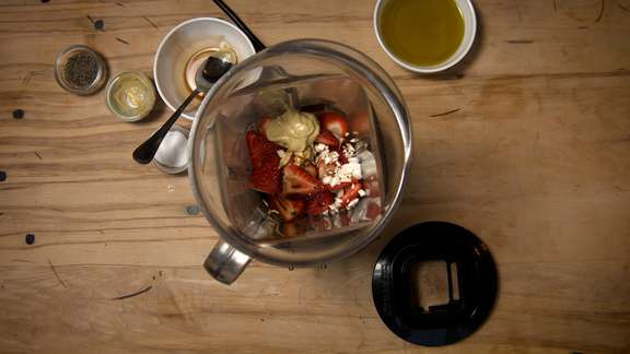 Strawberry balsamic 1 00 00 07 03 Still003