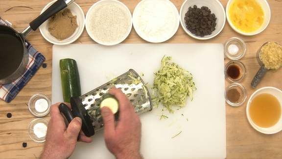 Zucchini chocolate chip muffins step 4