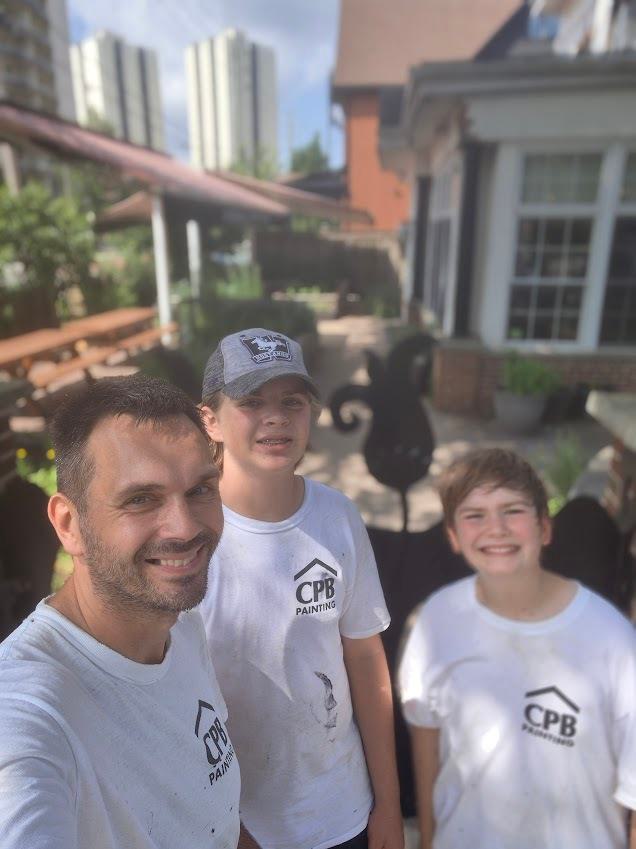 CHRIS SELFIE 1