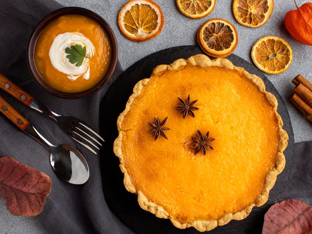 Delicious pumpkin pie soup