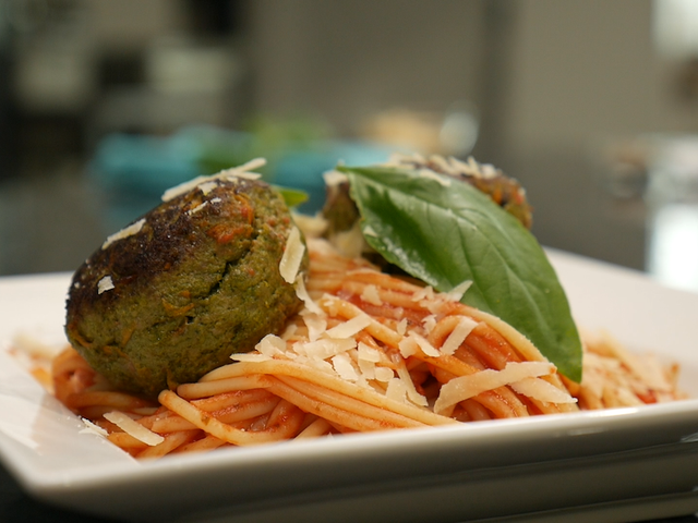 Turkey Pesto Meatballs